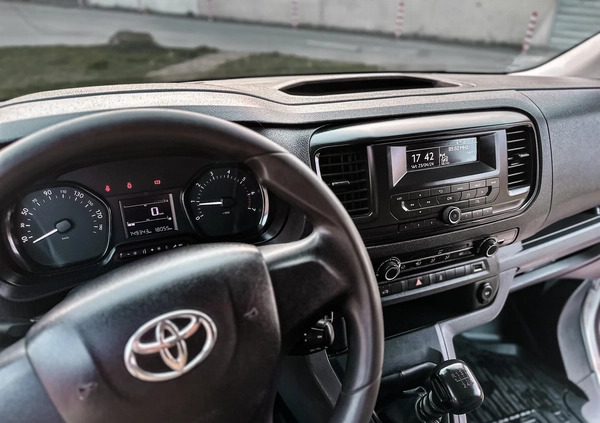 Toyota ProAce cena 56899 przebieg: 149212, rok produkcji 2018 z Łódź małe 172